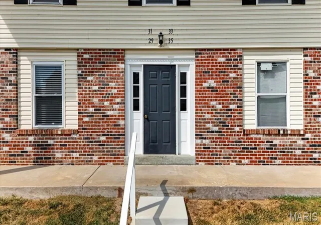Photo 2 of Sale Pending at 29 Delray Ct #D, Saint Peters, MO 63376 | MLS# MIS26060193 | Listing updated on 2026-09-22