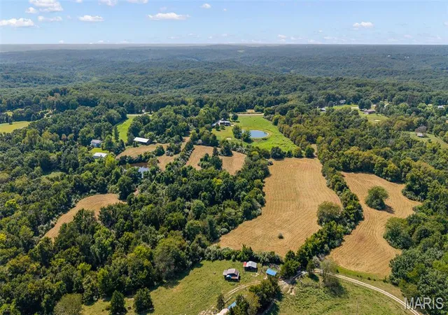 Single family home for sale at 3735 State Rd Aa, Holts Summit, MO 65043 | MLS# MIS26060196