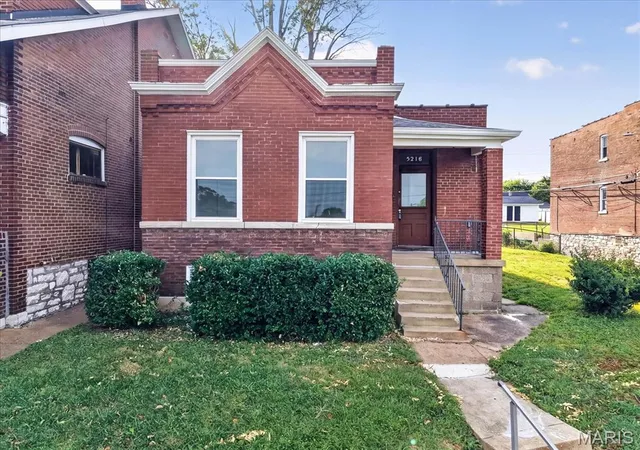Photo 3 of Single family home for sale at 5216 Morganford Rd, Saint Louis, MO 63116 | MLS# MIS26060205 | Listing updated on 2026-09-18