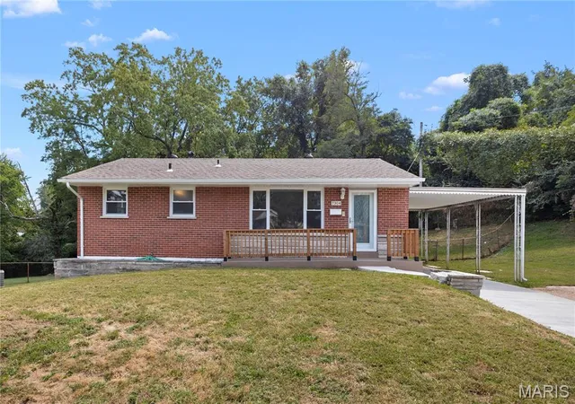 Photo 1 of Single family home for sale at 7304 Esterbrook Dr, Saint Louis, MO 63136 | MLS# MIS26060227 | Listing updated on 2026-09-24
