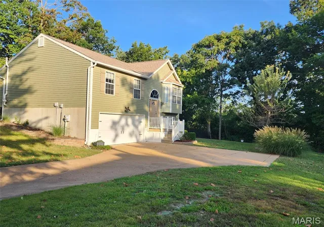 Photo 42 of Single family home for sale at 3605 N Meadow Ml Dr, Arnold, MO 63010 | MLS# MIS26060232 | Listing updated on 2026-10-05