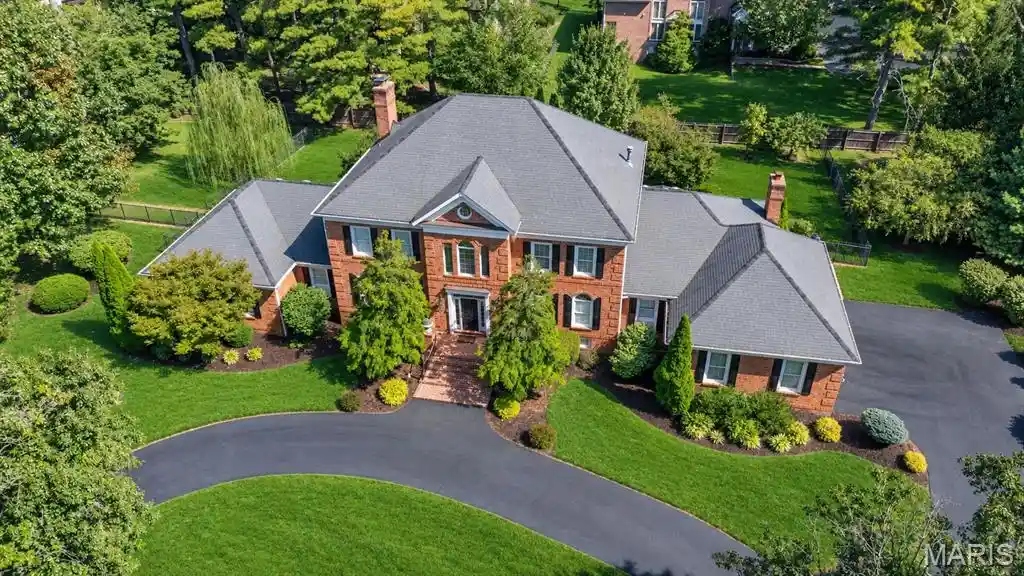 Photo 1 of Single family home for sale at 100 Wexler Manor Ct, Saint Louis, MO 63141 | MLS# MIS26060235 | Listing updated on 2026-10-09
