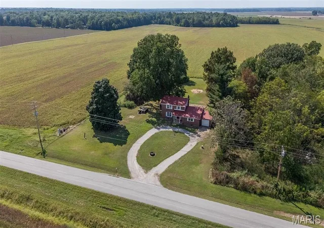 Photo 3 of Sale Pending at 435 Ripley Route W, Naylor, MO 63953 | MLS# MIS26060236 | Listing updated on 2026-10-01