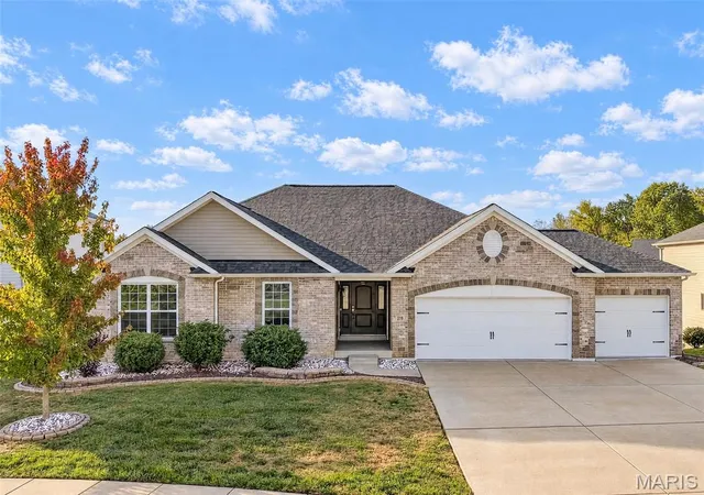 Photo 1 of Single family home for sale at 213 Kennicott Dr, Saint Charles, MO 63304 | MLS# MIS26060246 | Listing updated on 2026-10-26