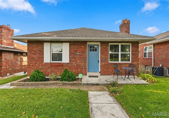 Photo 2 of Sale Pending at 5651 Potomac St, Saint Louis, MO 63139 | MLS# MIS26060250 | Listing updated on 2026-10-06