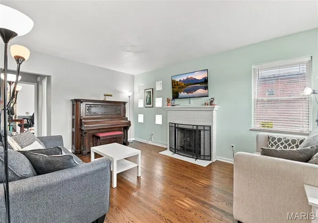 Photo 3 of Sale Pending at 5651 Potomac St, Saint Louis, MO 63139 | MLS# MIS26060250 | Listing updated on 2026-10-06