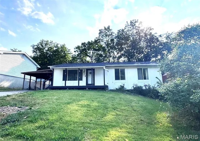 Photo 1 of Single family home for sale at 12 Newell Ln, Hannibal, MO 63401 | MLS# MIS26060258 | Listing updated on 2026-09-21