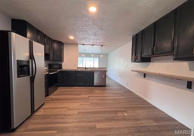Photo 3 of Single family home for sale at 12 Newell Ln, Hannibal, MO 63401 | MLS# MIS26060258 | Listing updated on 2026-09-21