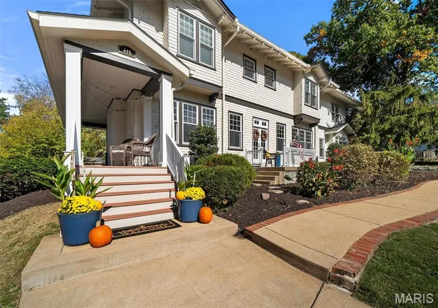 Photo 3 of Single family home for sale at 411 Woodlawn Ave, Saint Louis, MO 63119 | MLS# MIS26060259 | Listing updated on 2026-10-29