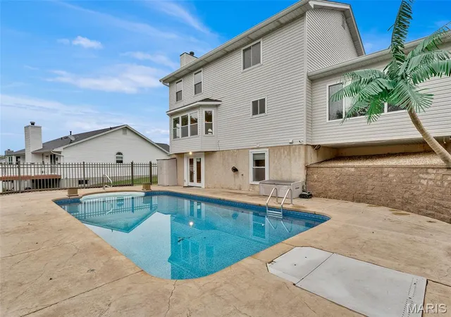 Photo 2 of Single family home for sale at 3171 Rosedale Dr, Arnold, MO 63010 | MLS# MIS26060276 | Listing updated on 2026-10-05