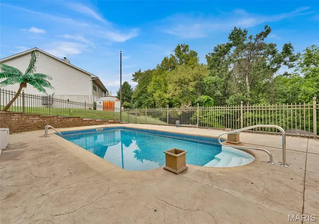 Photo 3 of Single family home for sale at 3171 Rosedale Dr, Arnold, MO 63010 | MLS# MIS26060276 | Listing updated on 2026-10-05