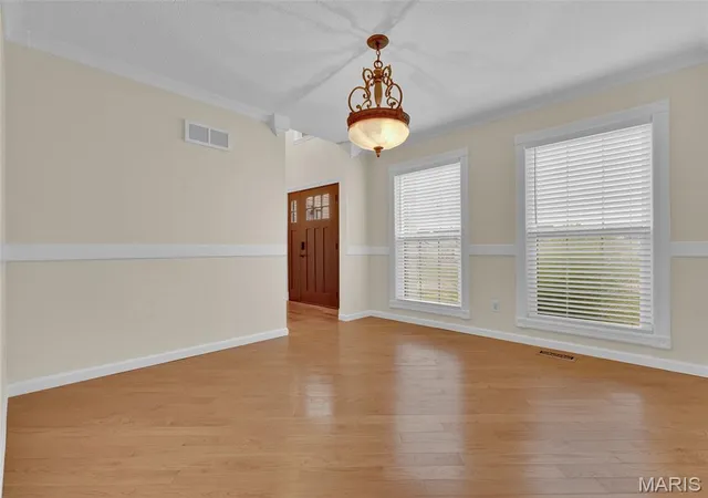 Photo 4 of Single family home for sale at 3171 Rosedale Dr, Arnold, MO 63010 | MLS# MIS26060276 | Listing updated on 2026-10-05
