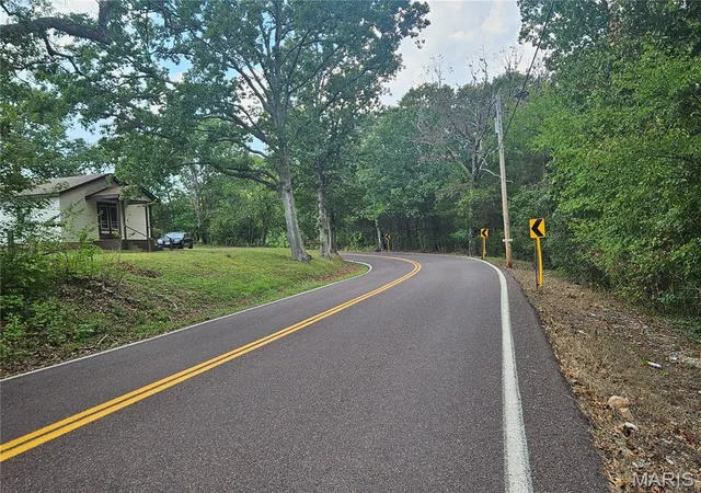 Photo 3 of Land for sale at 5195 Hillsboro Hematite Rd, De Soto, MO 63020 | MLS# MIS26060279 | Listing updated on 2026-09-27