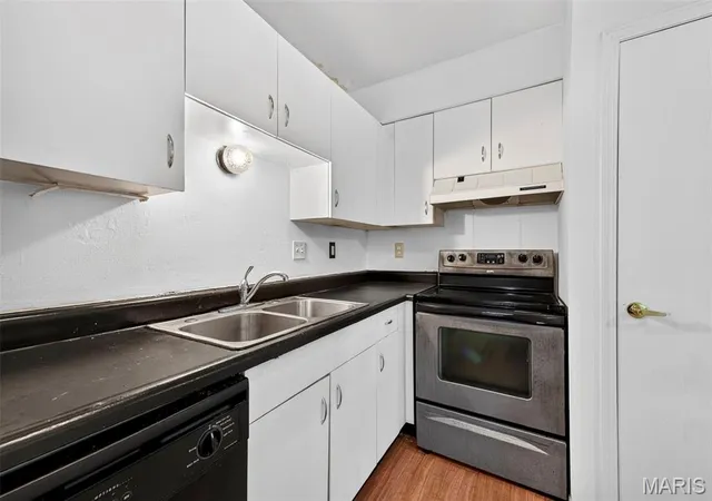 Photo 2 of Condo for sale at 1935 Suns Up Way, Florissant, MO 63031 | MLS# MIS26060283 | Listing updated on 2026-09-26