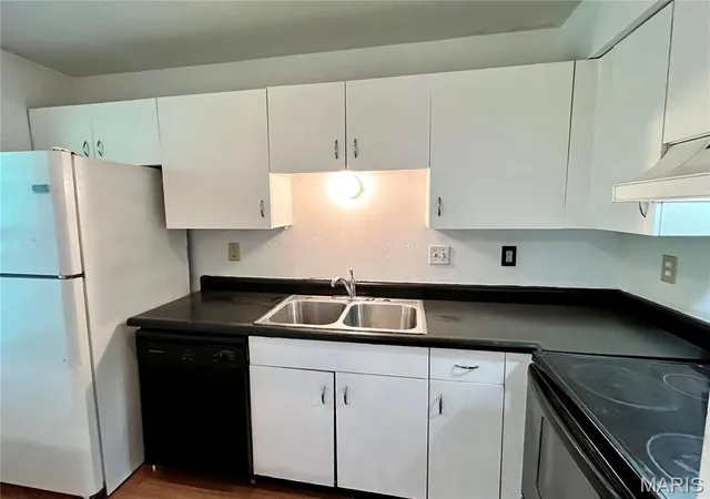 Photo 3 of Condo for sale at 1935 Suns Up Way, Florissant, MO 63031 | MLS# MIS26060283 | Listing updated on 2026-09-19