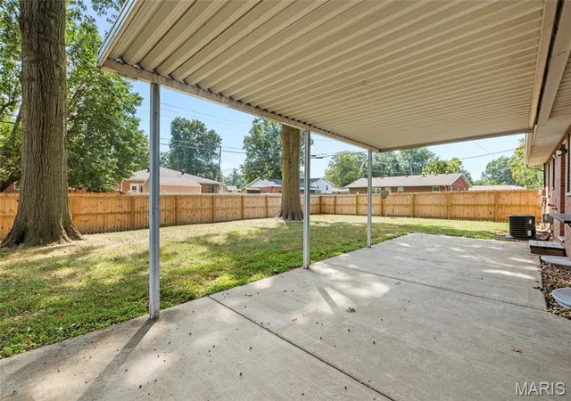 Photo 4 of Single family home for sale at 3128 Princeton Dr, Granite City, IL 62040 | MLS# MIS26060296 | Listing updated on 2026-09-21