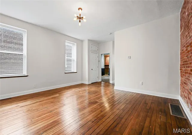 Photo 4 of Single family home for sale at 5021 Alabama Ave, Saint Louis, MO 63111 | MLS# MIS26060318 | Listing updated on 2026-09-28