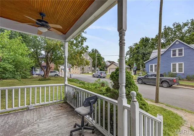 Photo 3 of Sale Pending at 52 North 2nd St, Sainte Genevieve, MO 63670 | MLS# MIS26060332 | Listing updated on 2026-09-26