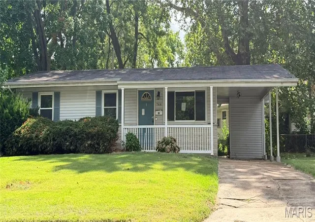 Photo 3 of Sale Pending at (Undisclosed), Hazelwood, MO 63042 | MLS# MIS26060334 | Listing updated on 2026-10-03