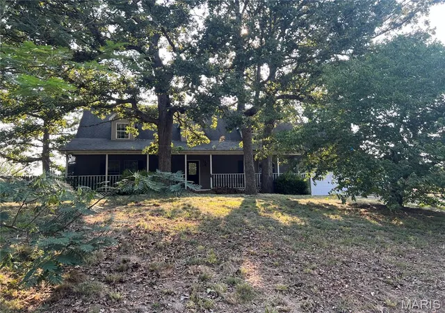 Photo 2 of Single family home for sale at 32539 Odessa Dr, Lebanon, MO 65536 | MLS# MIS26060336 | Listing updated on 2026-09-28