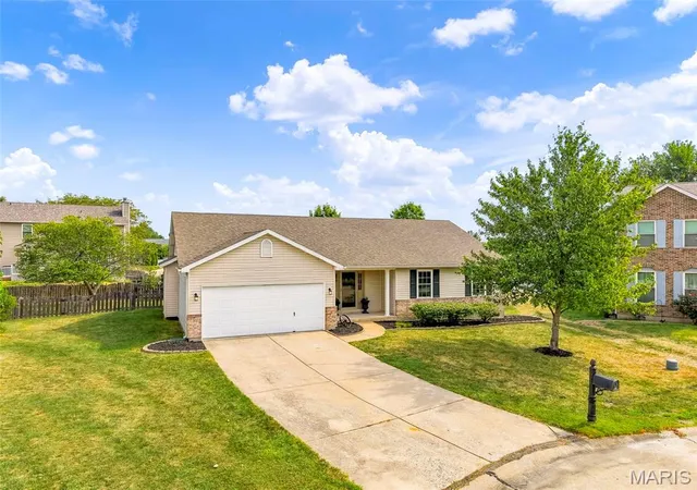 Photo 1 of Single family home for sale at 7 Town Cryer Ct, O Fallon, MO 63366 | MLS# MIS26060375 | Listing updated on 2026-10-07
