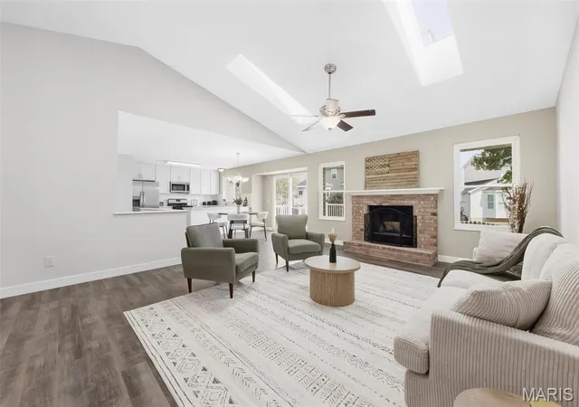 Photo 3 of Single family home for sale at 7 Town Cryer Ct, O Fallon, MO 63366 | MLS# MIS26060375 | Listing updated on 2026-10-07