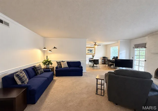 Photo 4 of Condo for sale at 15631 Hedgeford Ct #9, Chesterfield, MO 63017 | MLS# MIS26060386 | Listing updated on 2026-09-18