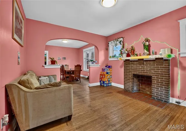 Photo 3 of Single family home for sale at 5518 Emerson Ave, Saint Louis, MO 63120 | MLS# MIS26060391 | Listing updated on 2026-09-18