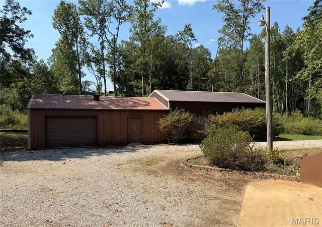 Photo 3 of Single family home for sale at 136 Highway O, Williamsville, MO 63967 | MLS# MIS26060398 | Listing updated on 2026-10-01