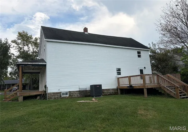 Photo 3 of Single family home for sale at 105 Springfield Rd, Owensville, MO 65066 | MLS# MIS26060413 | Listing updated on 2026-09-18