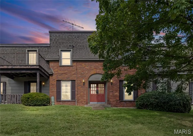 Photo 3 of Condo for sale at 6643 Blossomwood Dr #D, Florissant, MO 63033 | MLS# MIS26060422 | Listing updated on 2026-09-18