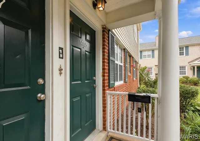 Photo 4 of Condo for sale at 1445 Thrush Pl, Saint Louis, MO 63144 | MLS# MIS26060454 | Listing updated on 2026-09-23