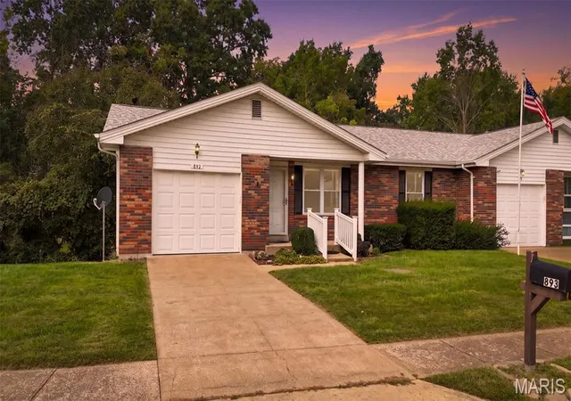 Photo 2 of Condo for sale at 893 Woodridge Dr, Arnold, MO 63010 | MLS# MIS26060455 | Listing updated on 2026-09-27