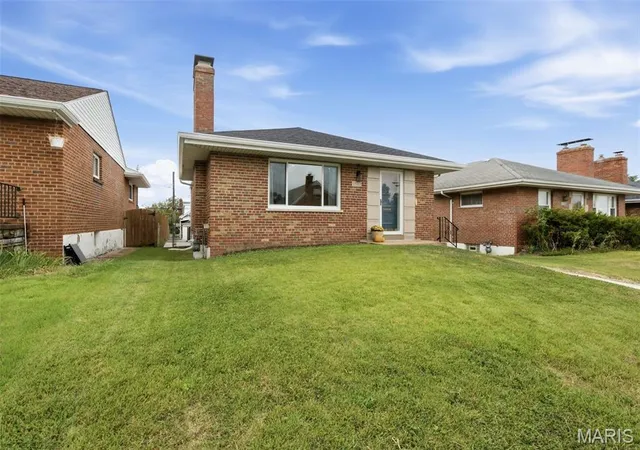 Photo 1 of Single family home for sale at 5562 Lindenwood Ave, Saint Louis, MO 63109 | MLS# MIS26060473 | Listing updated on 2026-09-23