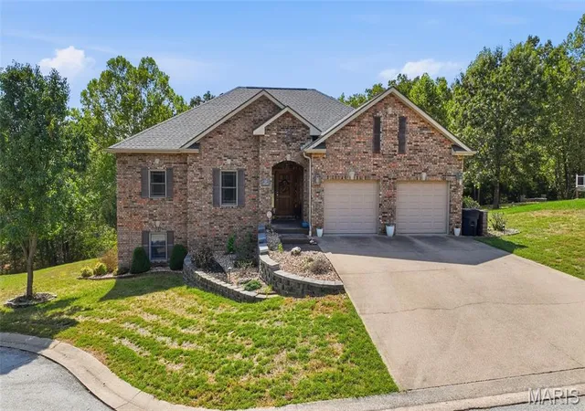 Photo 1 of Single family home for sale at 118 Hickory Ridge, Waynesville, MO 65583 | MLS# MIS26060479 | Listing updated on 2026-09-29