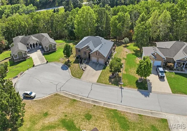 Photo 2 of Single family home for sale at 118 Hickory Ridge, Waynesville, MO 65583 | MLS# MIS26060479 | Listing updated on 2026-09-29