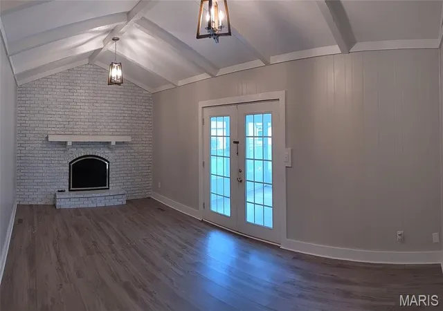 Photo 2 of Single family home for sale at 213 Lakeland Blvd, Swansea, IL 62226 | MLS# MIS26060485 | Listing updated on 2026-10-06