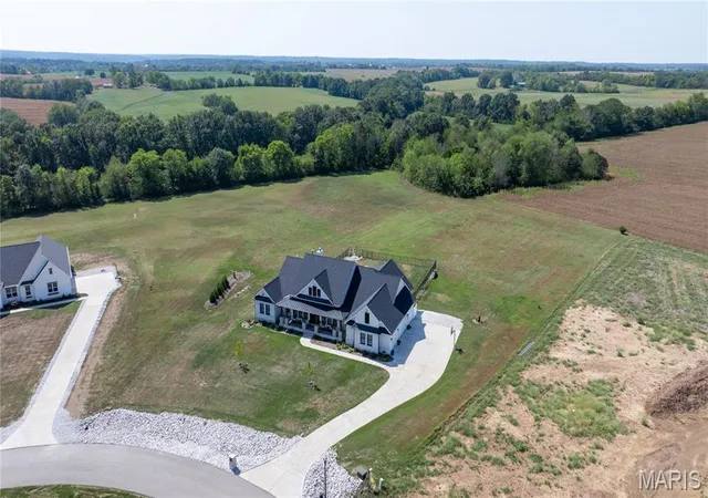 Photo 1 of Single family home for sale at 129 Lonesome Dove Way, Foristell, MO 63348 | MLS# MIS26060487 | Listing updated on 2026-09-28