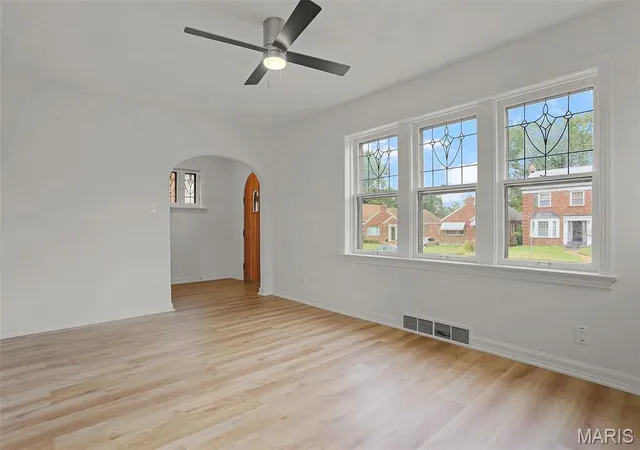 Photo 4 of Sale Pending at 1600 Veronica Ave, Saint Louis, MO 63147 | MLS# MIS26060488 | Listing updated on 2026-09-28
