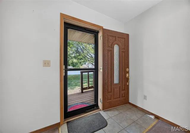Photo 3 of Single family home for sale at 3486 Pierland Dr, Pocahontas, IL 62275 | MLS# MIS26060499 | Listing updated on 2026-10-04