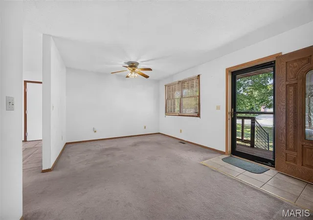 Photo 3 of Single family home for sale at 3486 Pierland Dr, Pocahontas, IL 62275 | MLS# MIS26060499 | Listing updated on 2026-10-04