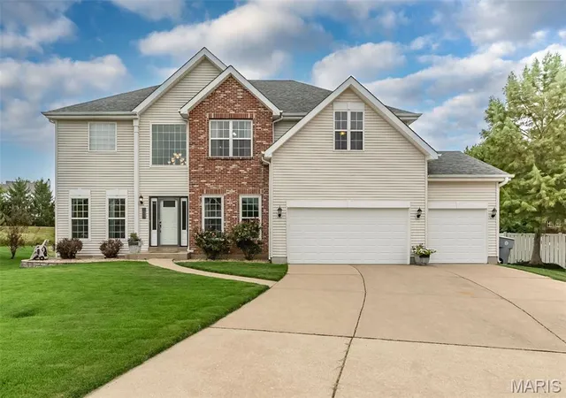Photo 1 of Single family home for sale at 472 Brookhaven Ct, O Fallon, MO 63368 | MLS# MIS26060500 | Listing updated on 2026-09-25