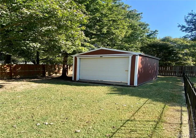 Photo 28 of Single family home for sale at 912 Westview Dr, Sikeston, MO 63801 | MLS# MIS26060502 | Listing updated on 2026-10-13