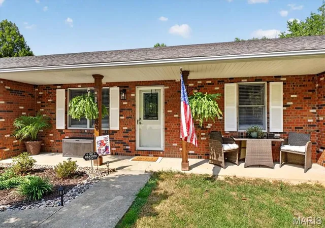 Photo 2 of Single family home for sale at 509 Thistle Ln, Swansea, IL 62226 | MLS# MIS26060504 | Listing updated on 2026-09-21
