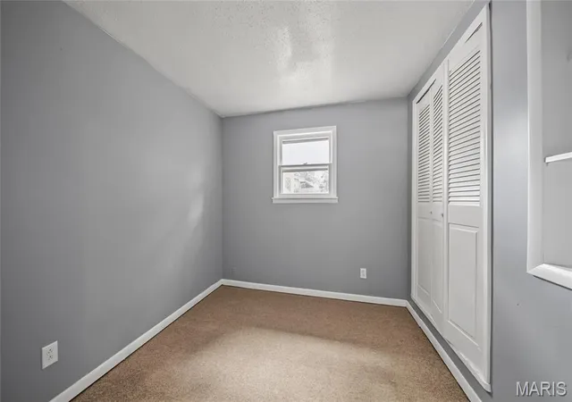 Photo 4 of Single family home for sale at 401 Fort Wyman Rd, Rolla, MO 65401 | MLS# MIS26060510 | Listing updated on 2026-09-24