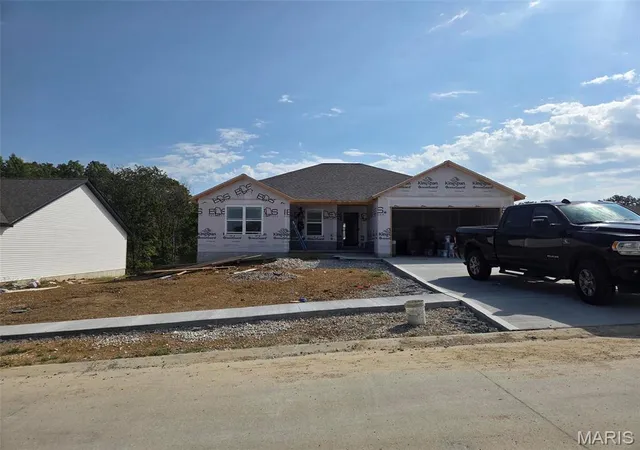 Photo 2 of Single family home for sale at 28500 Shallow Water Rd, Warrenton, MO 63383 | MLS# MIS26060512 | Listing updated on 2026-09-24