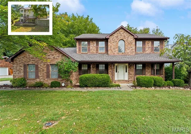 Photo 1 of Sale Pending at 1245 Tanglewood Tr, O Fallon, IL 62269 | MLS# MIS26060517 | Listing updated on 2026-10-08