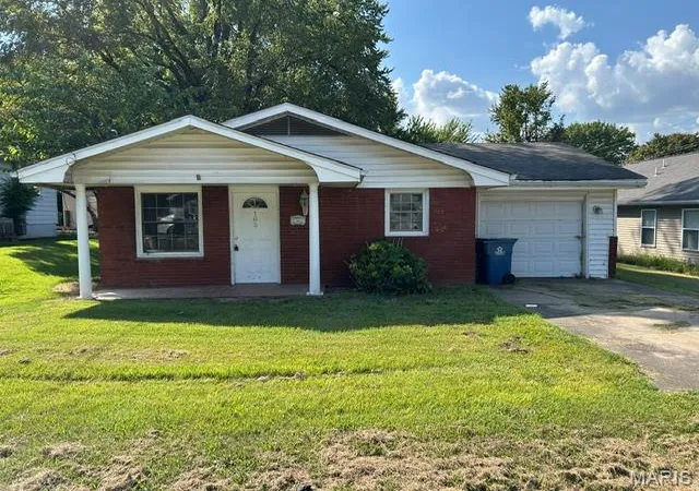 Photo 2 of Single family home for sale at 105 Druetta Ave, Scott City, MO 63780 | MLS# MIS26060521 | Listing updated on 2026-09-30