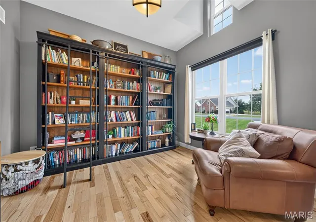 Photo 3 of Single family home for sale at 11 Little Lake Ct, Troy, MO 63379 | MLS# MIS26060526 | Listing updated on 2026-10-05