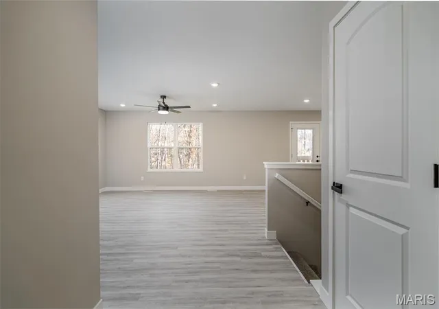 Photo 4 of Single family home for sale at 28501 Shallow Water Rd, Warrenton, MO 63383 | MLS# MIS26060528 | Listing updated on 2026-09-24